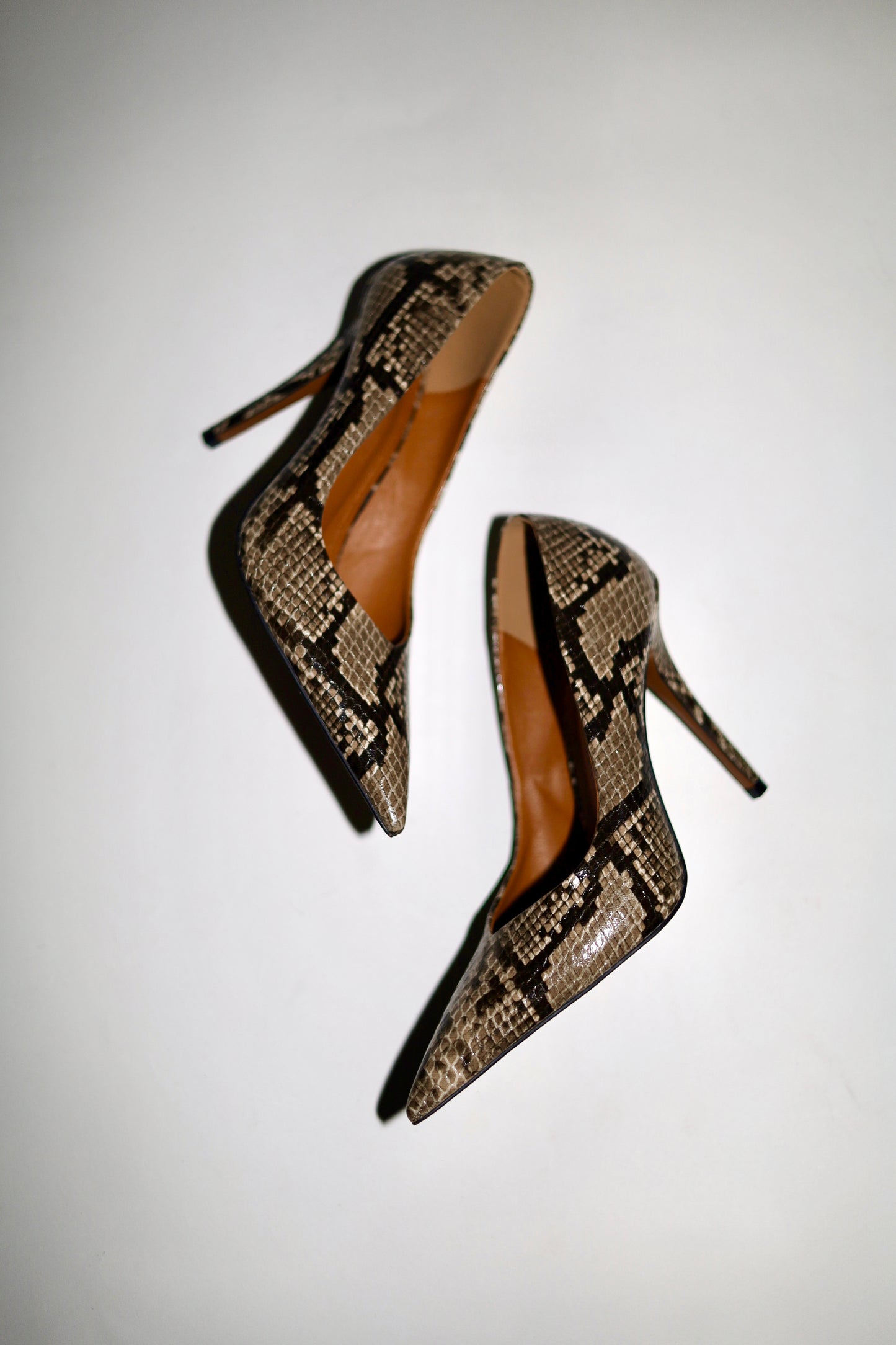 Chloe Beige Snake Pumps 105 mm