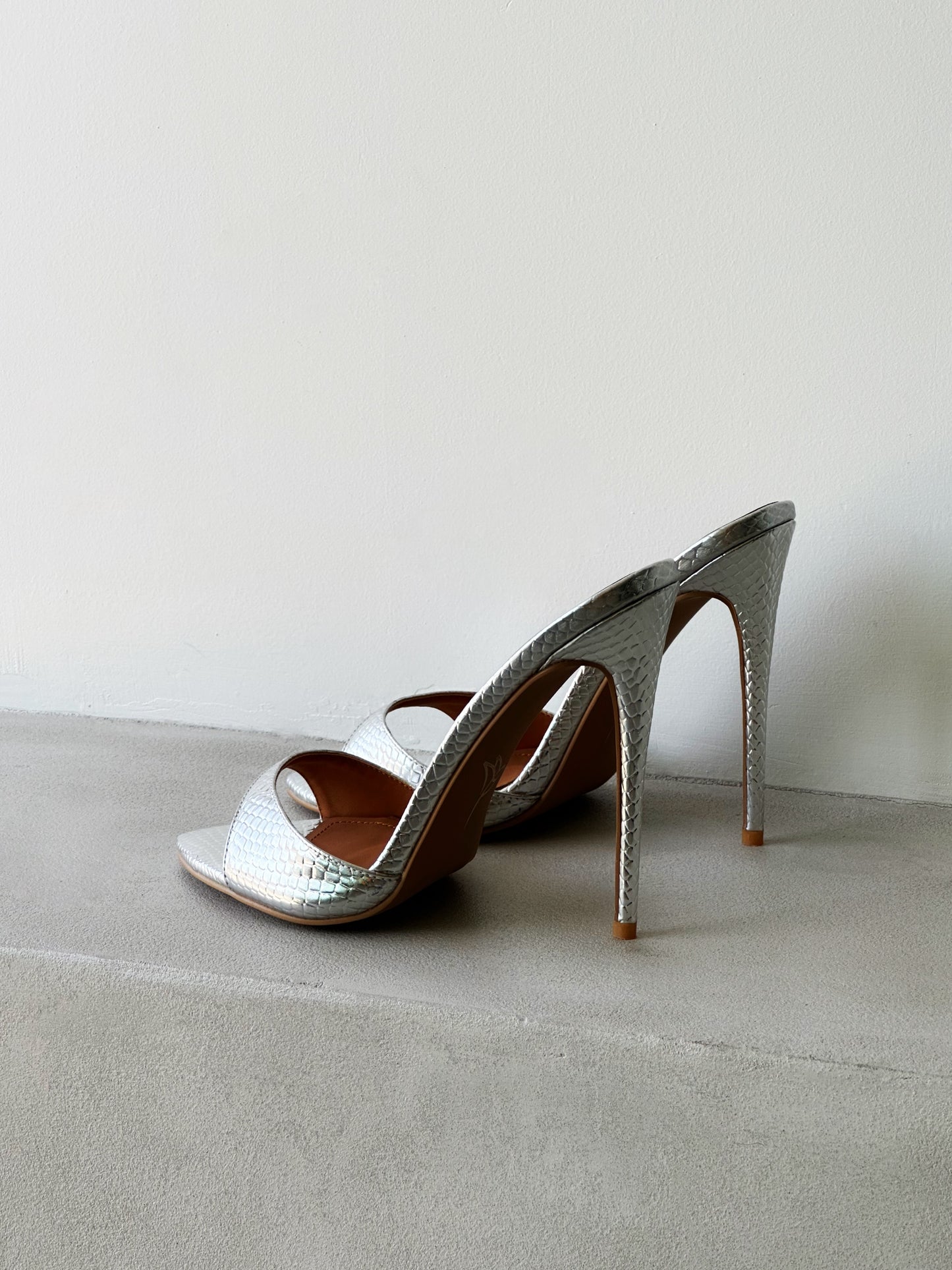 Gia Silver Reptile Vegan Mules 120 mm